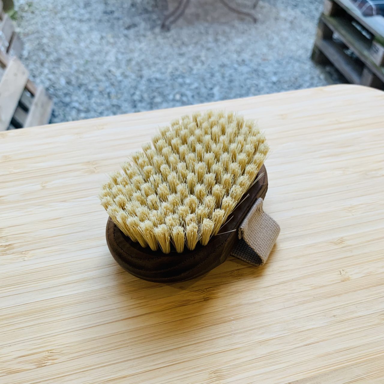Brosse de massage pour brossage à sec - Andrée Jardin – Image 2