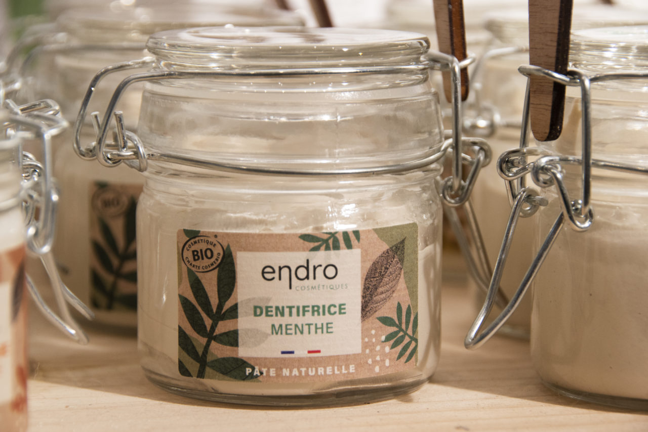 Dentifrice en pâte menthe givrée