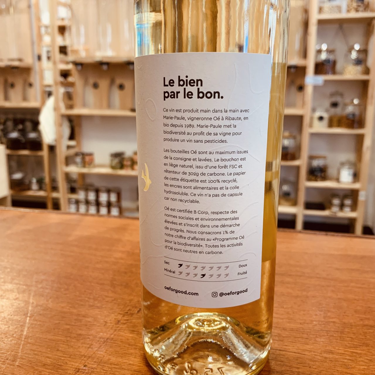 Vin blanc Oé - Le Languedoc - bio, engagé et consigné – Image 2